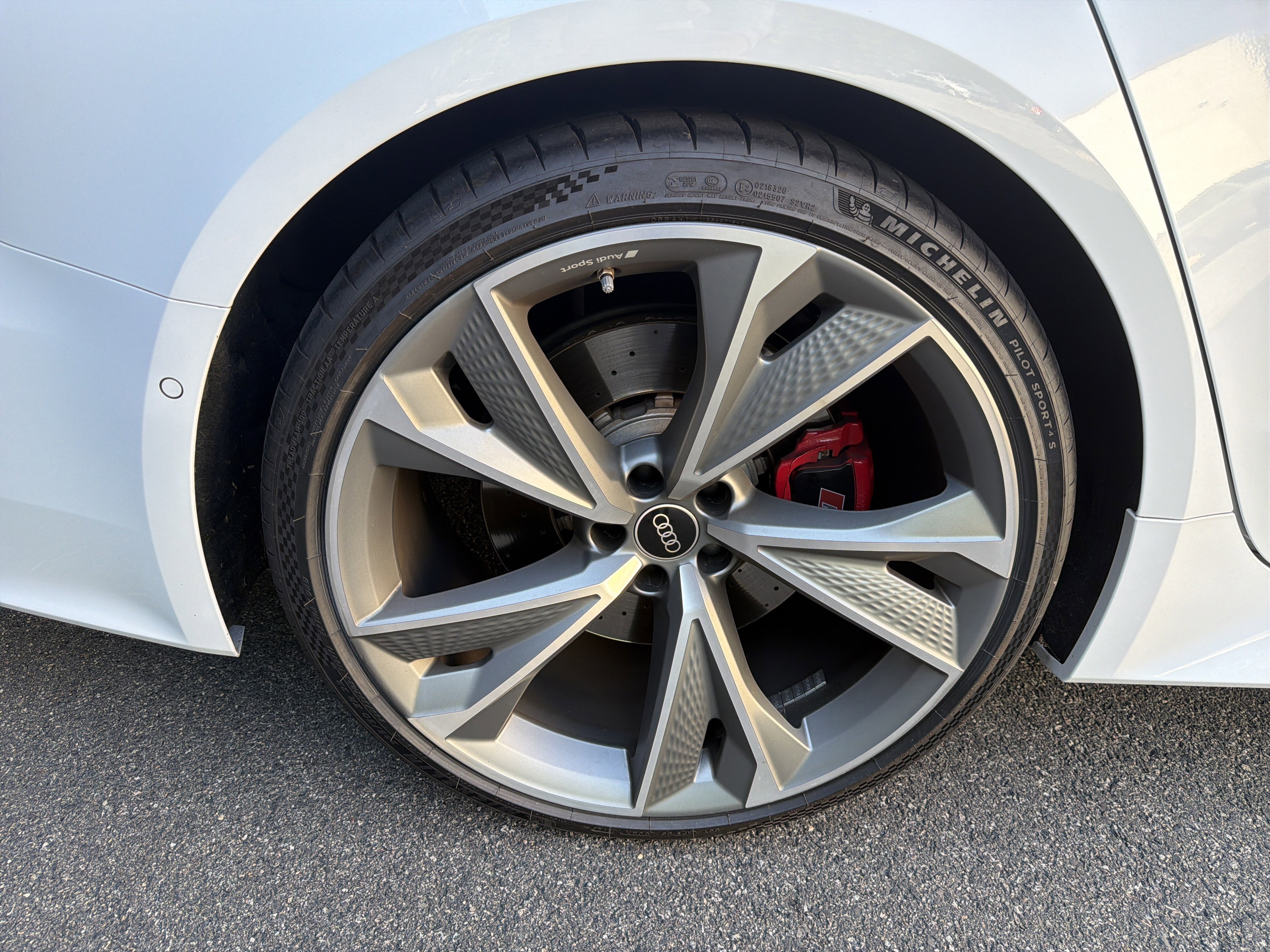 Used 2021 Audi RS 7 Sportback w/ Black Optic Package AWD/4WD image 31