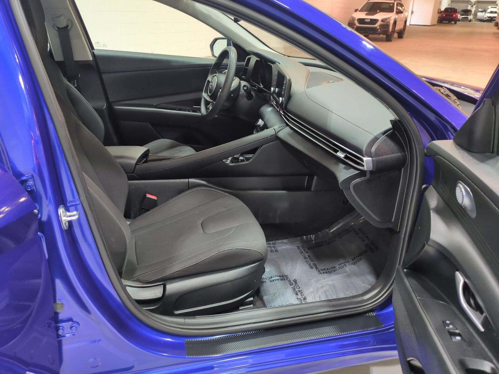 Certified 2023 Hyundai Elantra Blue FWD image 9