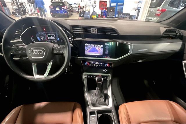 Certified 2022 Audi Q3 2.0T Premium image 15