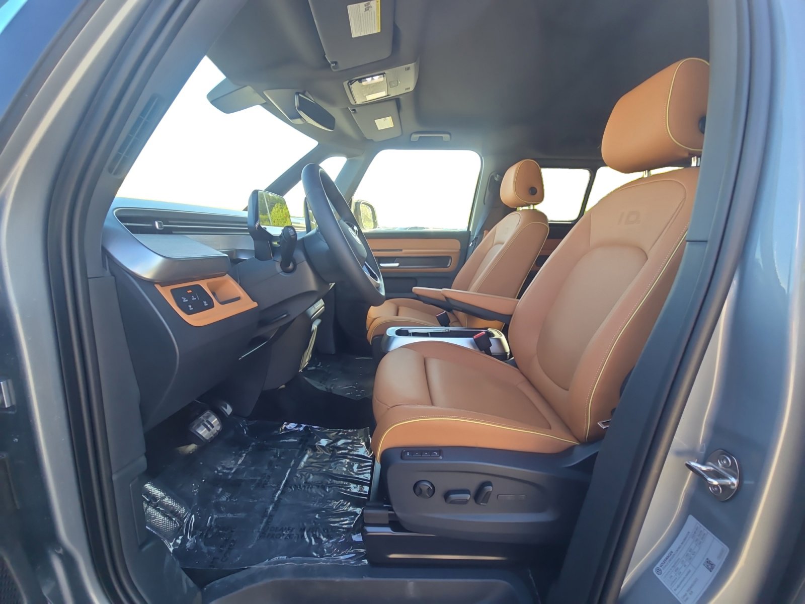 New 2025 Volkswagen ID. Buzz Pro S image 2