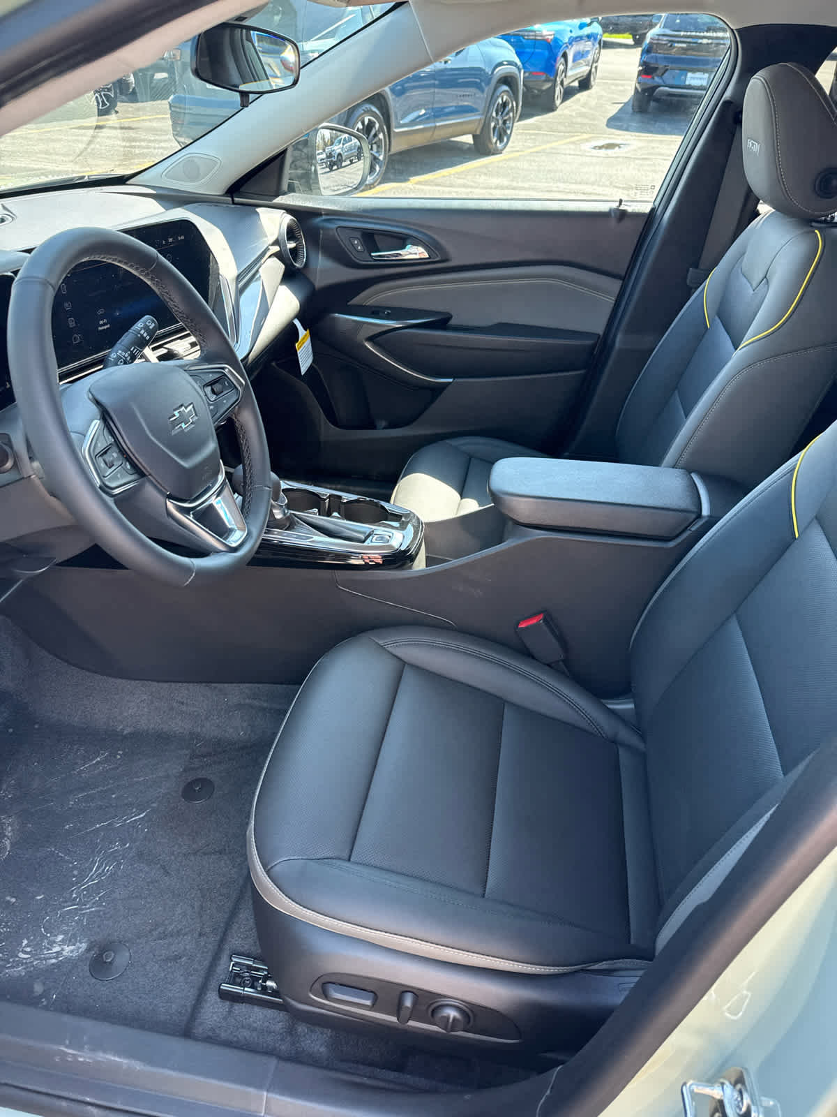 New 2026 Chevrolet Trax ACTIV FWD image 4