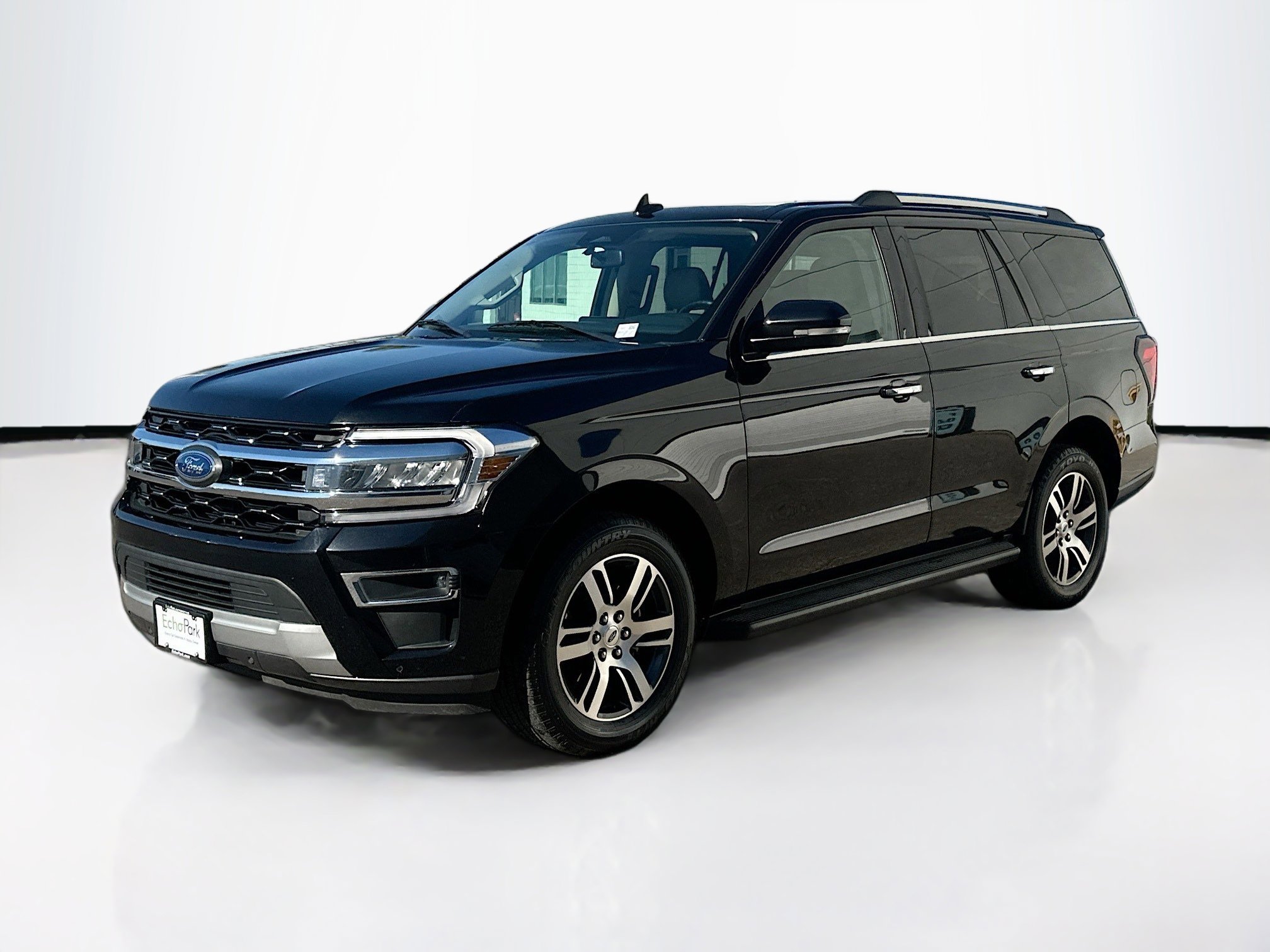 Used 2024 Ford Expedition Limited image 3