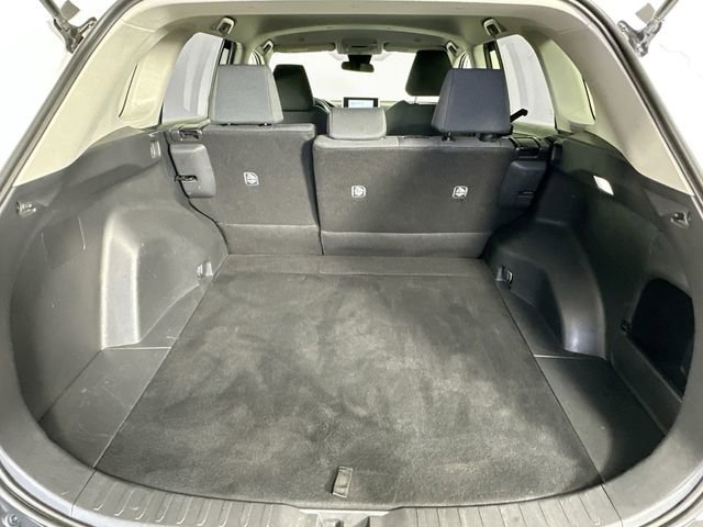 Used 2024 Toyota RAV4 LE AWD/4WD image 29