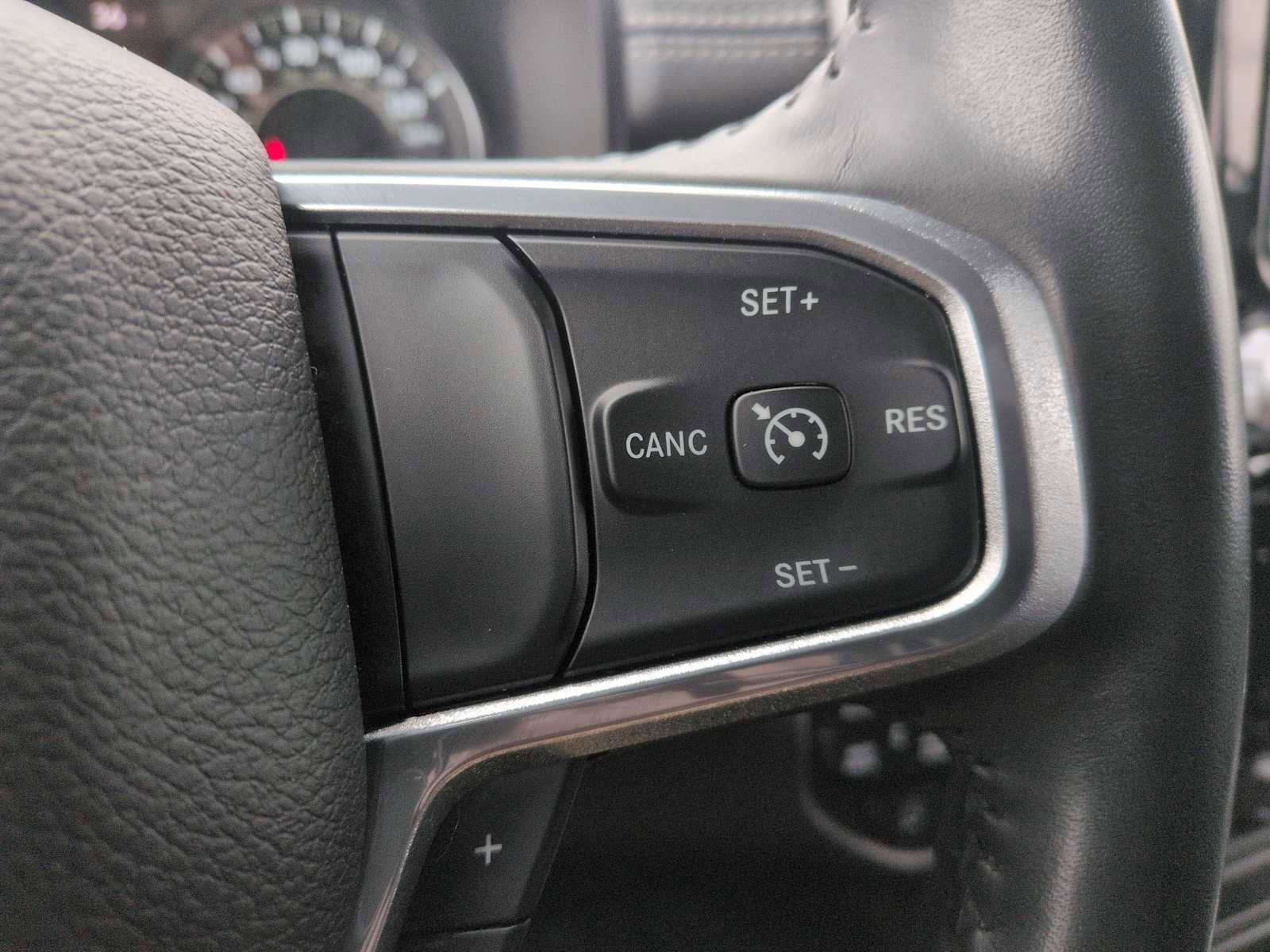 Used 2023 RAM 1500 Laramie image 24