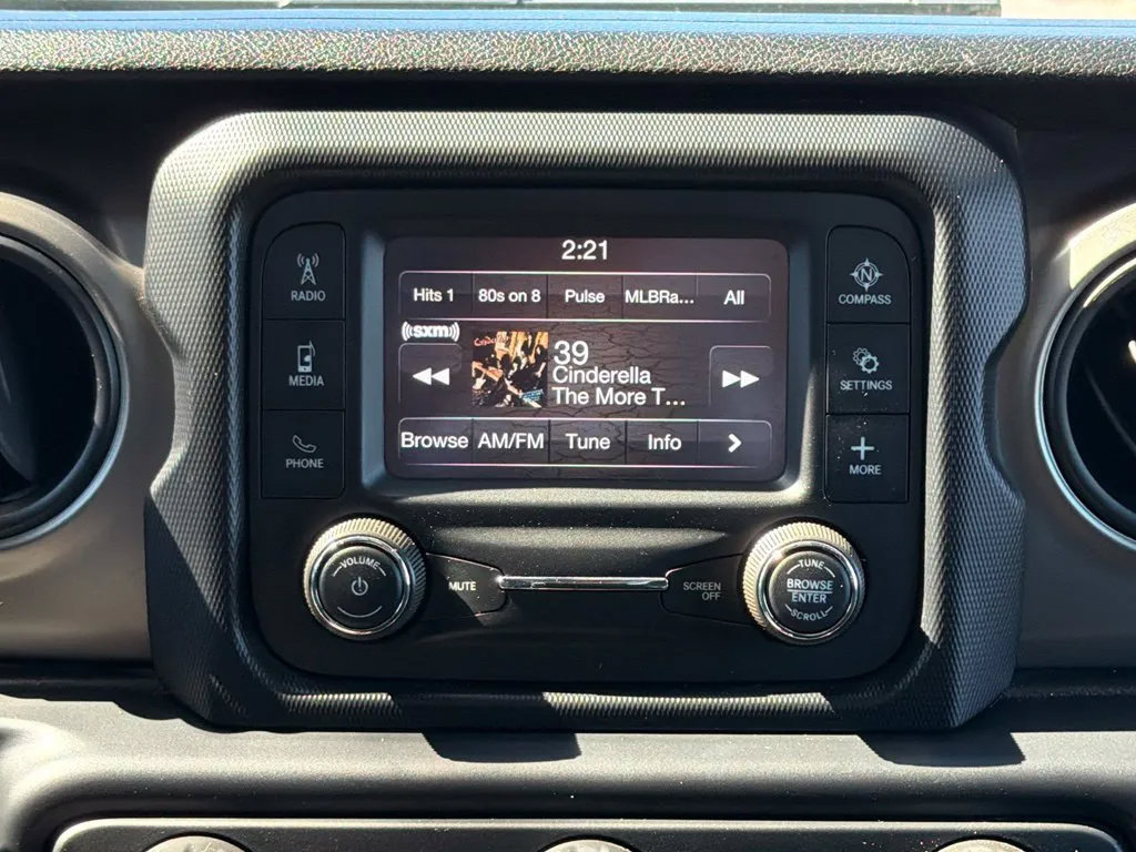 Used 2019 Jeep Wrangler Unlimited Sport S AWD/4WD image 21