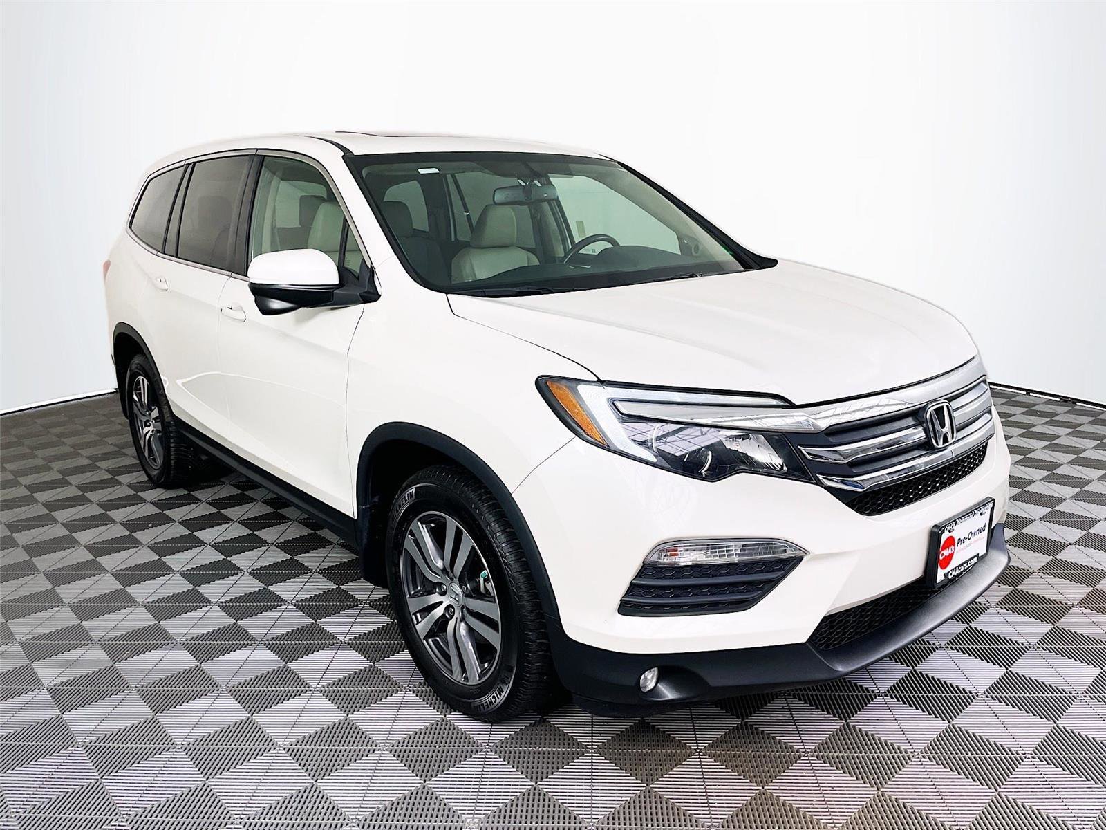 Used 2017 Honda Pilot EX-L image 1