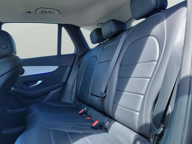 Used 2022 Mercedes-Benz GLC 300 w/ Premium Package Lite image 10