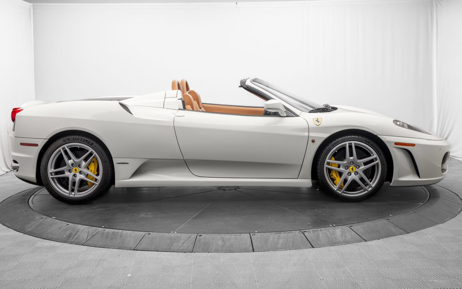 Used 2009 Ferrari F430 Spider RWD image 8