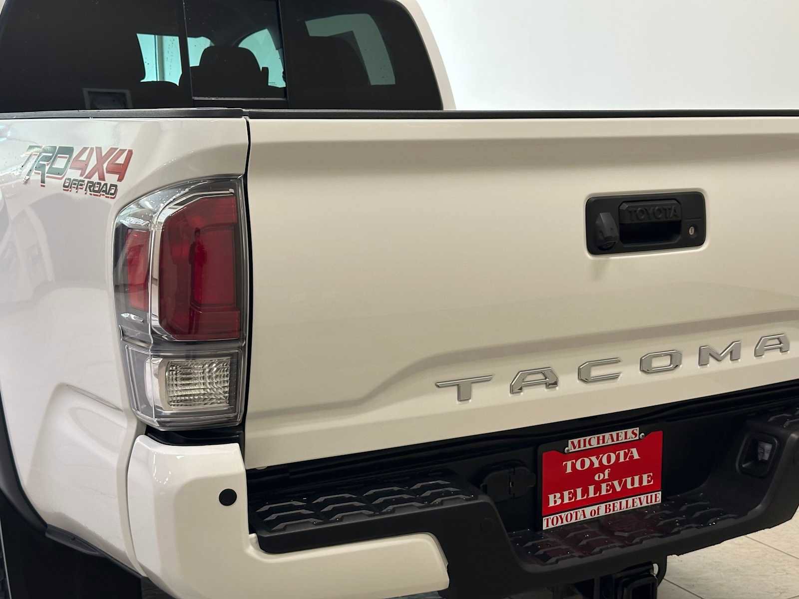 Certified 2023 Toyota Tacoma TRD Off-Road w/ Technology Package image 8