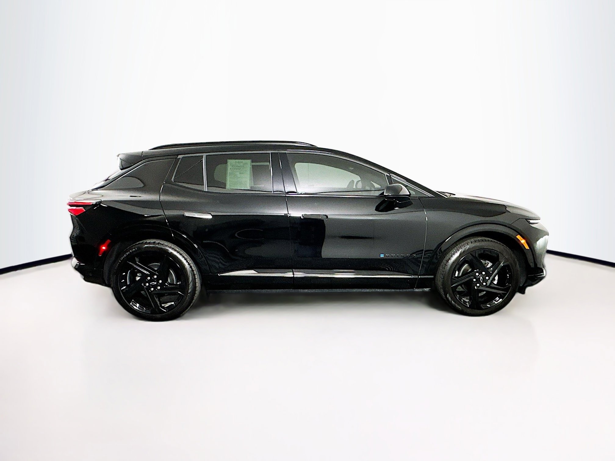 Used 2024 Chevrolet Equinox EV RS FWD image 10