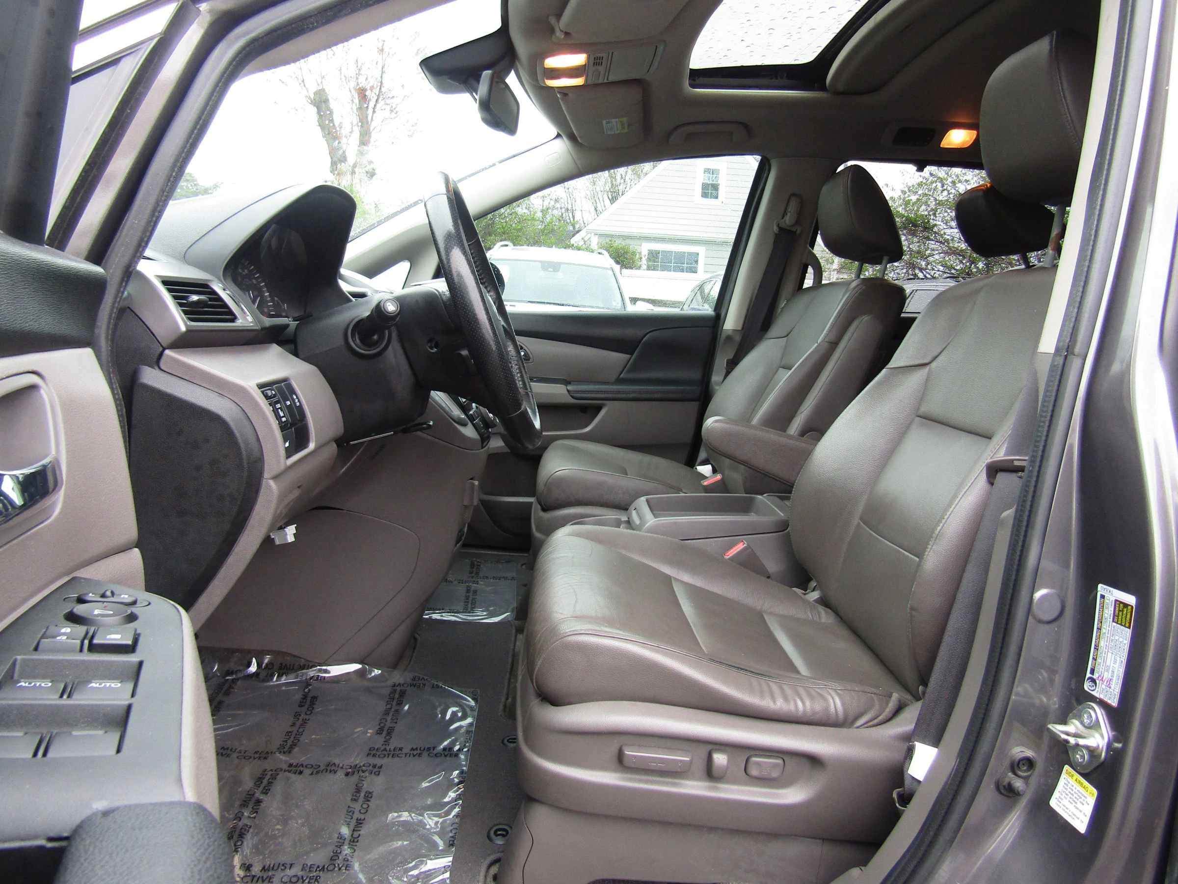 Used 2015 Honda Odyssey EX-L image 9