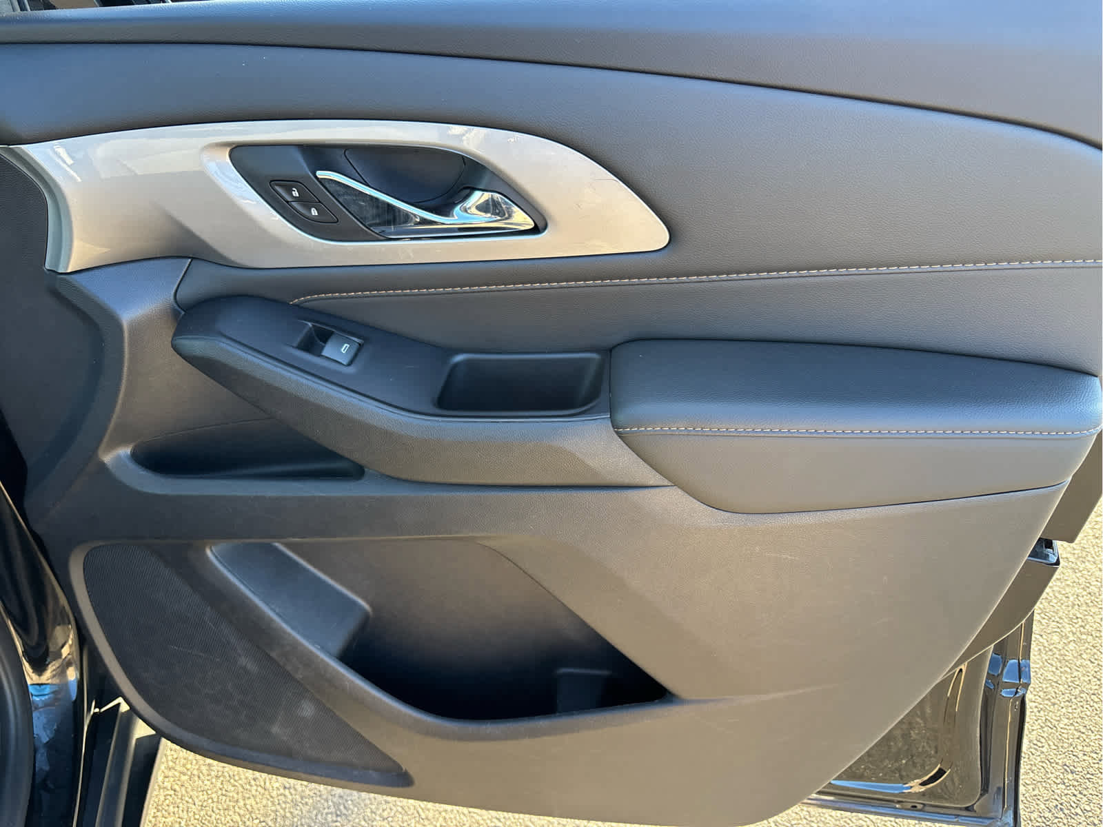 Used 2019 Chevrolet Traverse LT w/ LPO, Blackout Package image 27