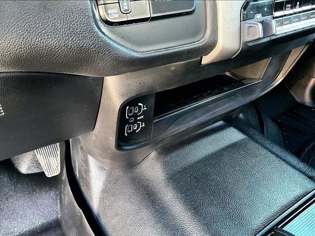 Used 2021 RAM 3500 Tradesman w/ Chrome Appearance Group image 25