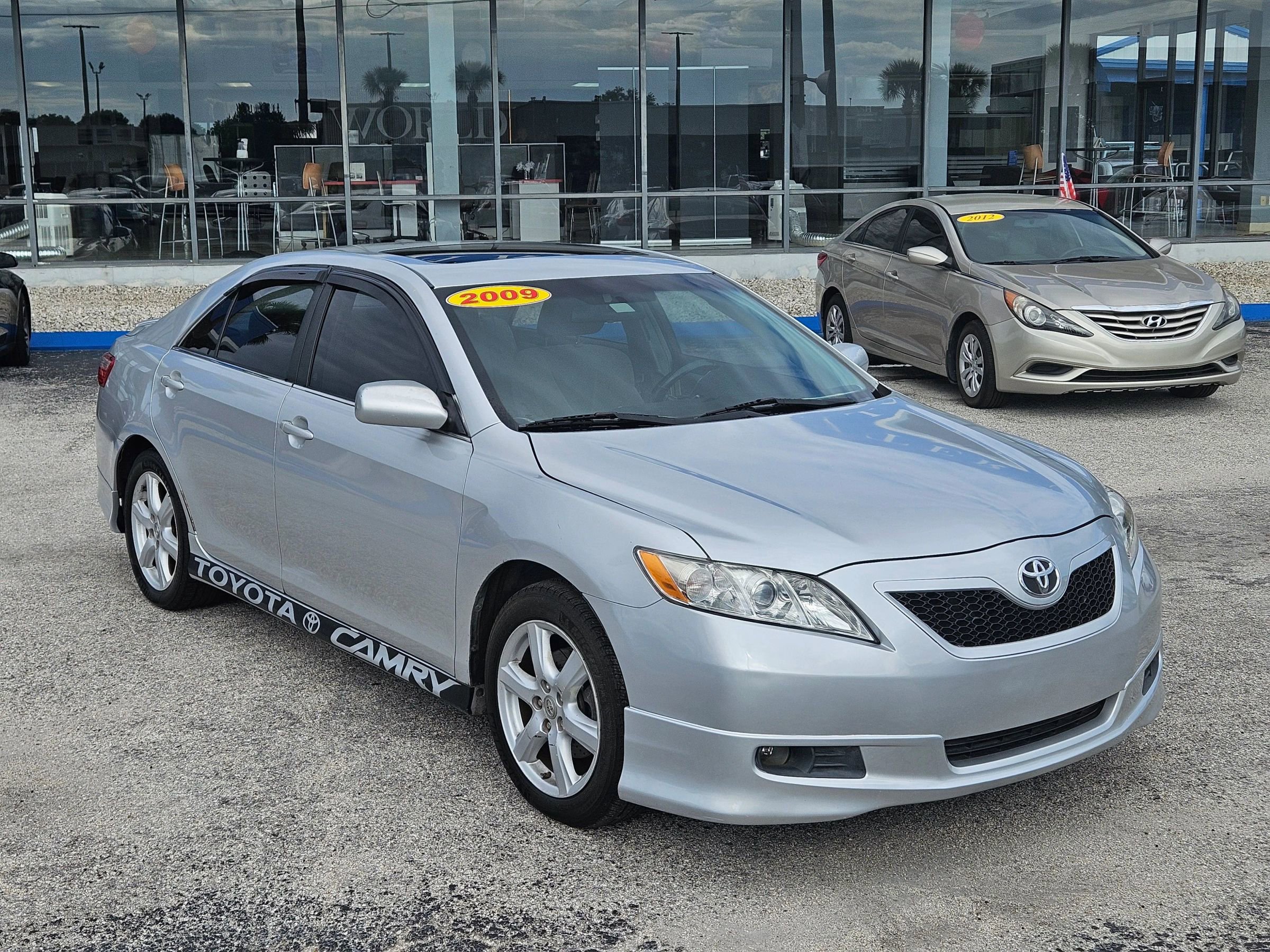 Used 2009 Toyota Camry SE FWD image 19