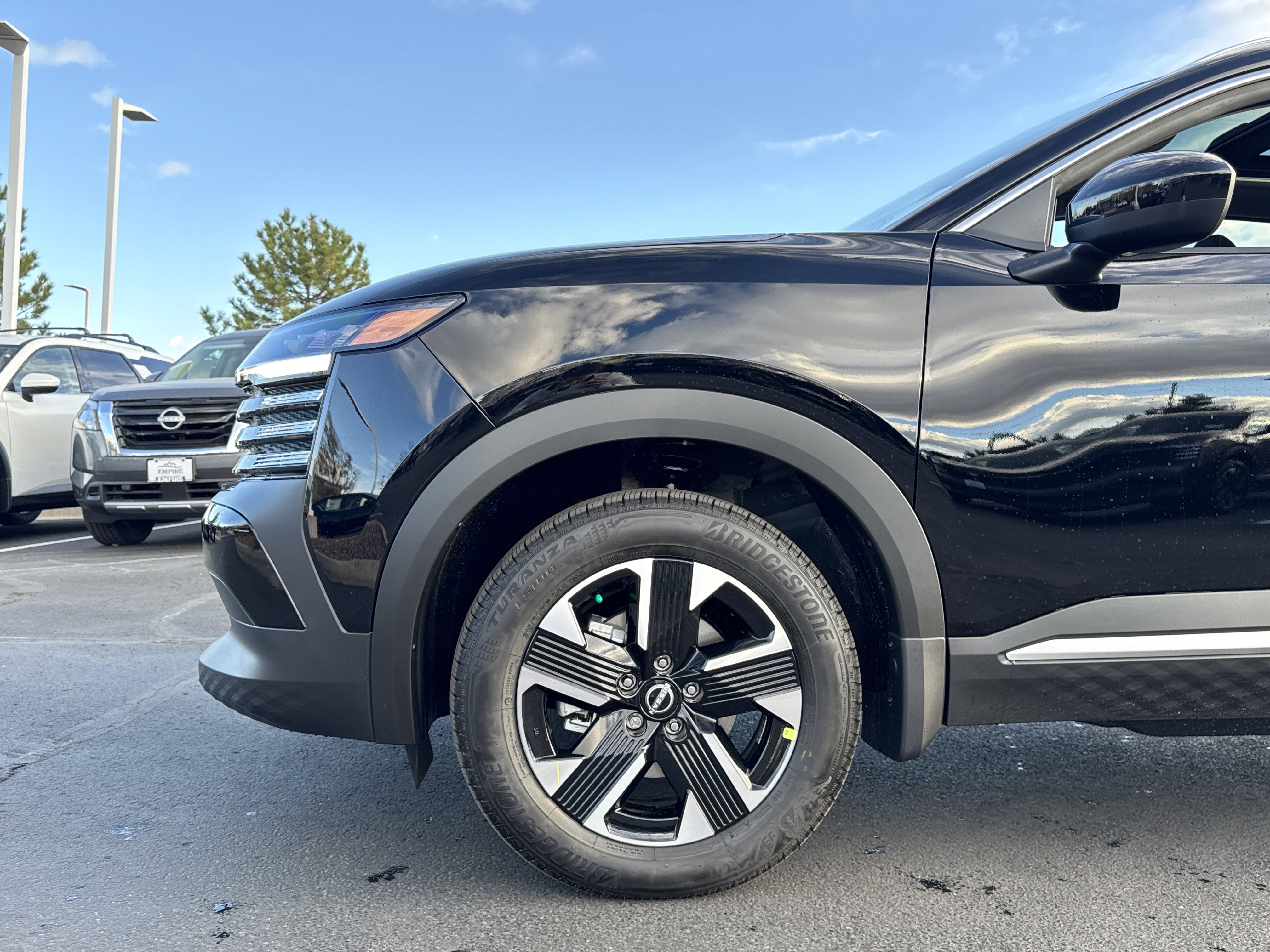 New 2026 Nissan Kicks SV w/ SV Premium Package AWD/4WD image 7