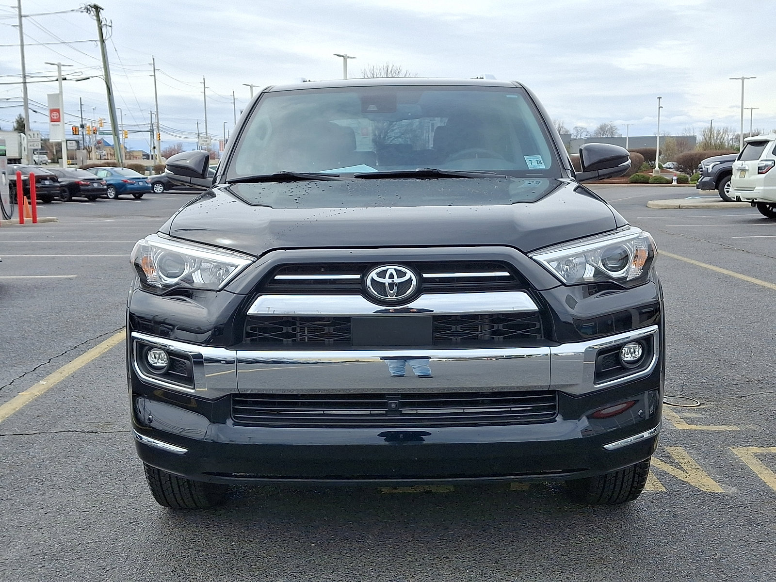 Used 2023 Toyota 4Runner Limited image 2