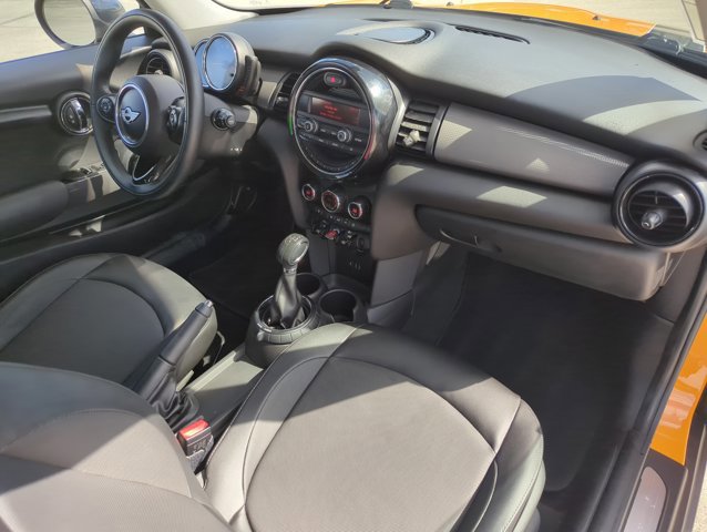 Used 2015 MINI Cooper 2-Door Hardtop image 23