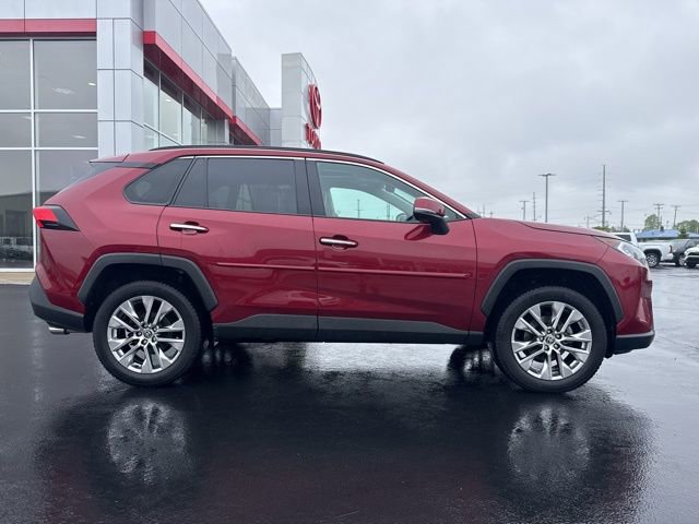 Used 2021 Toyota RAV4 Limited AWD/4WD image 8