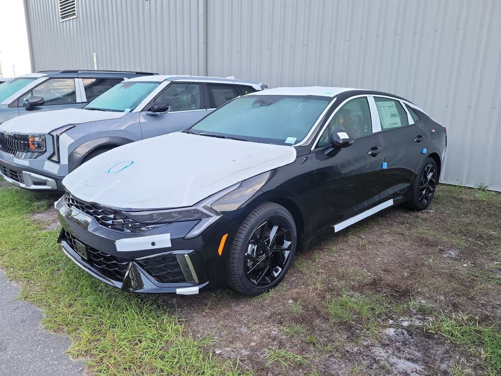 New 2027 Kia K5 GT-Line image 3