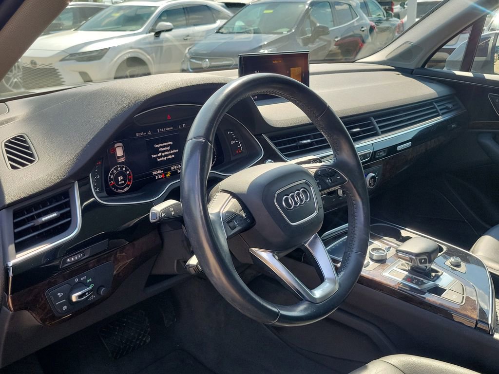 Used 2017 Audi Q7 3.0T Premium Plus AWD/4WD image 21