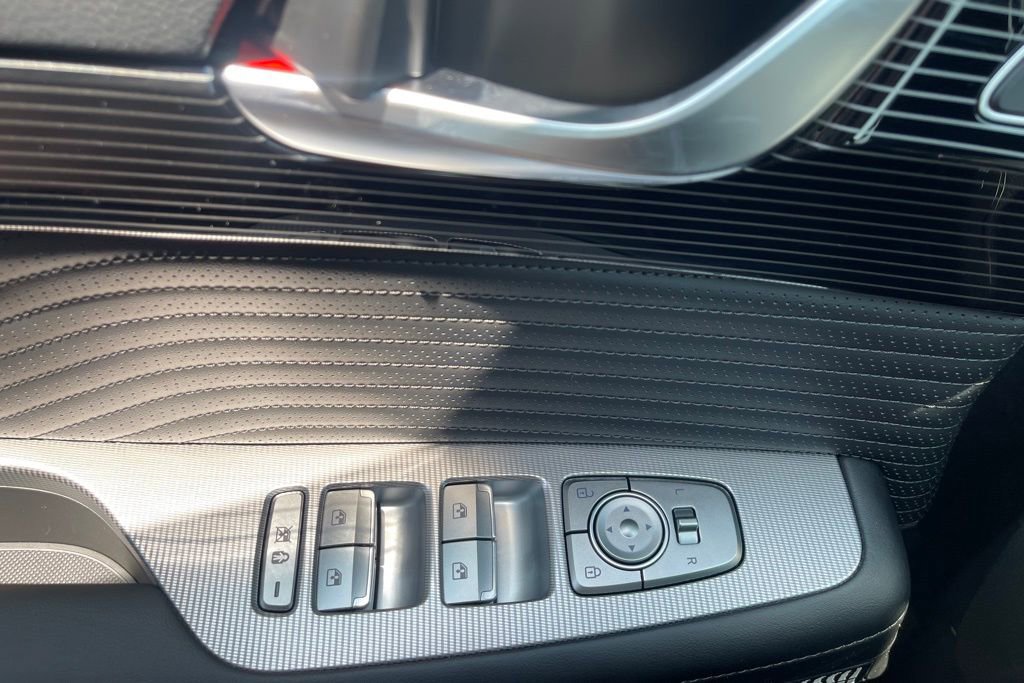 Used 2024 Hyundai Palisade Calligraphy image 20