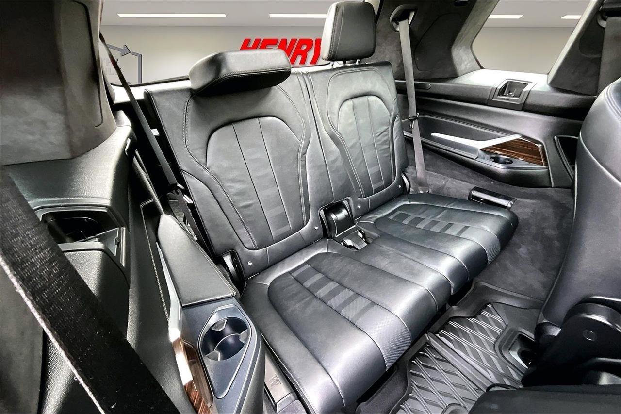 Used 2019 BMW X7 xDrive50i w/ M Sport Package image 26