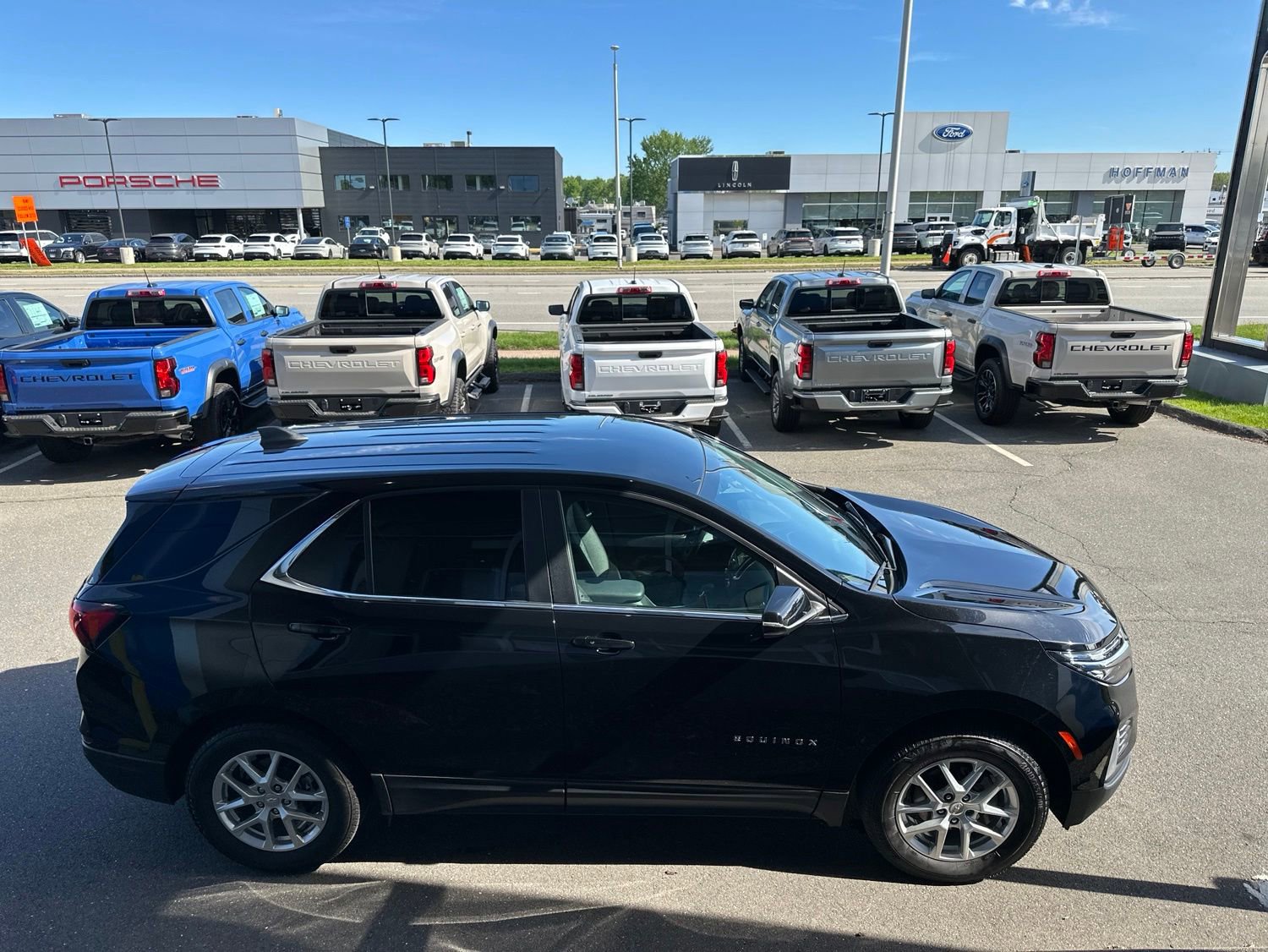 Used 2024 Chevrolet Equinox LT AWD/4WD image 4