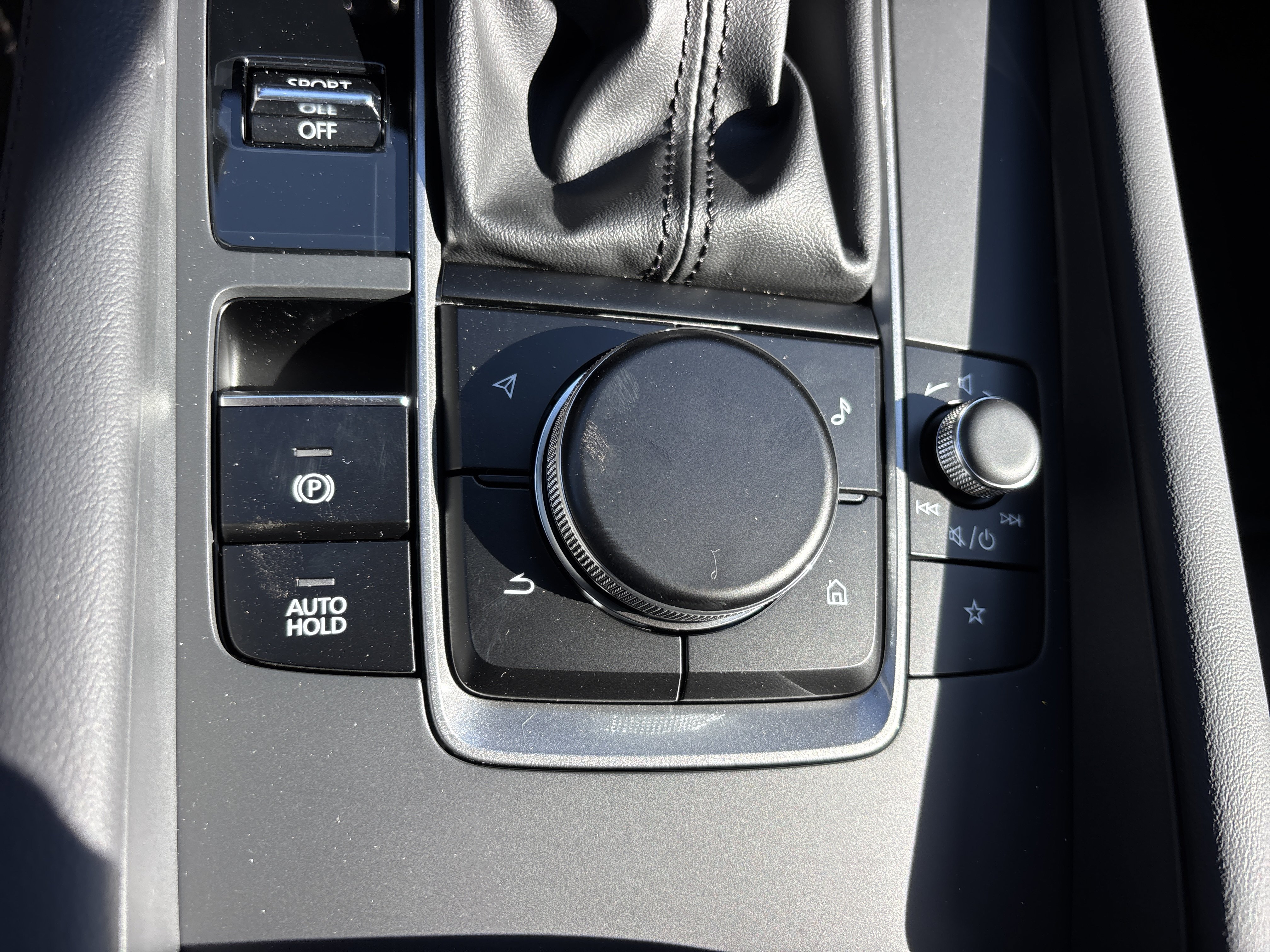 New 2026 MAZDA MAZDA3 s FWD image 34