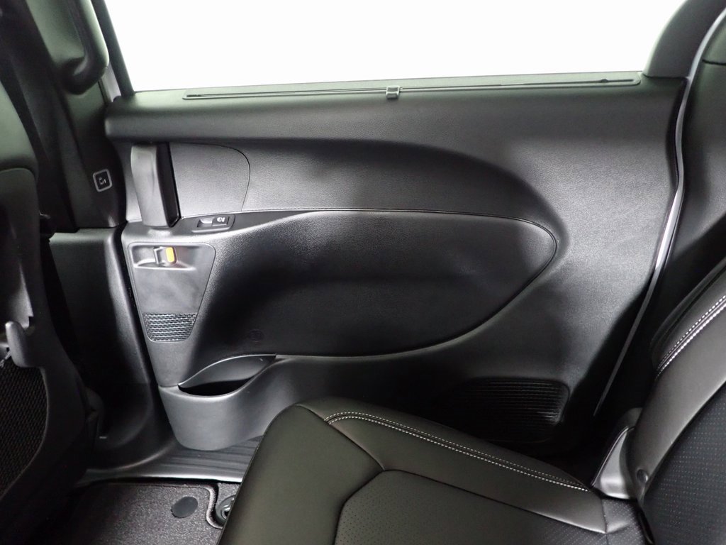 New 2026 Chrysler Pacifica Select image 29