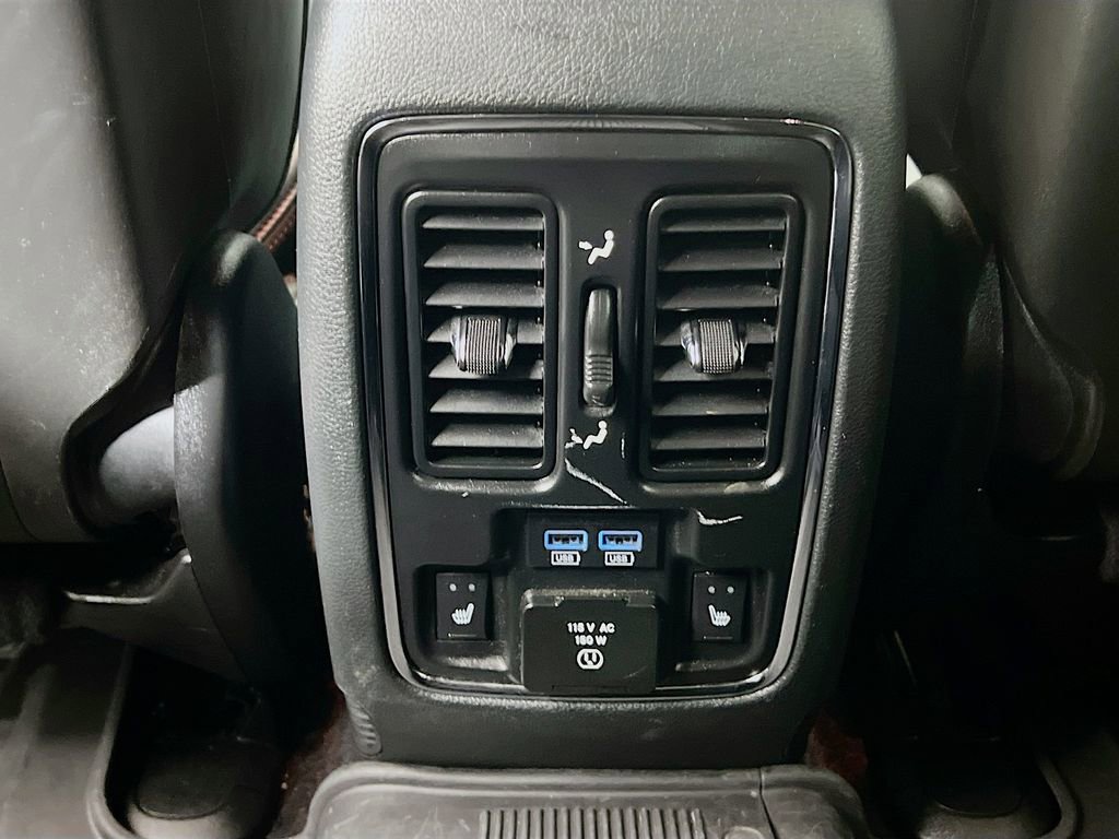 Used 2019 Jeep Grand Cherokee Trailhawk w/ Trailhawk Luxury Group AWD/4WD image 31