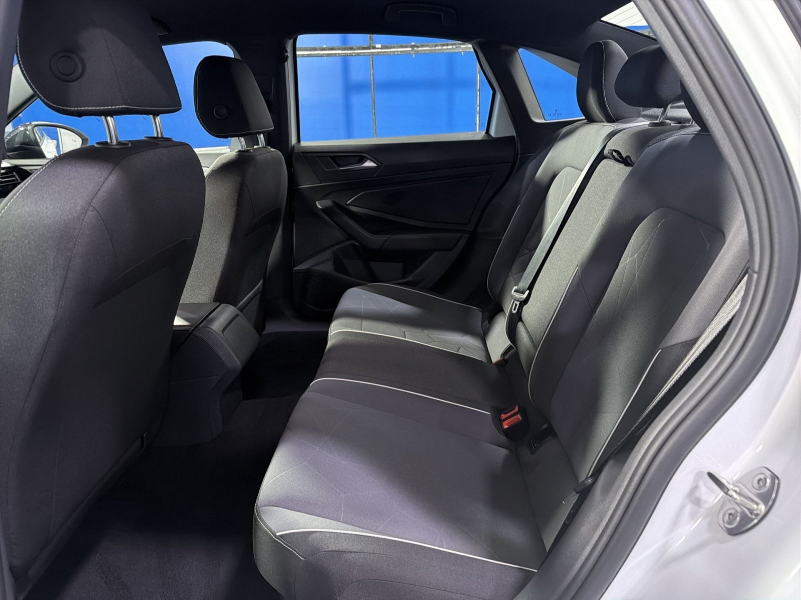 Used 2025 Volkswagen Jetta Sport FWD image 27