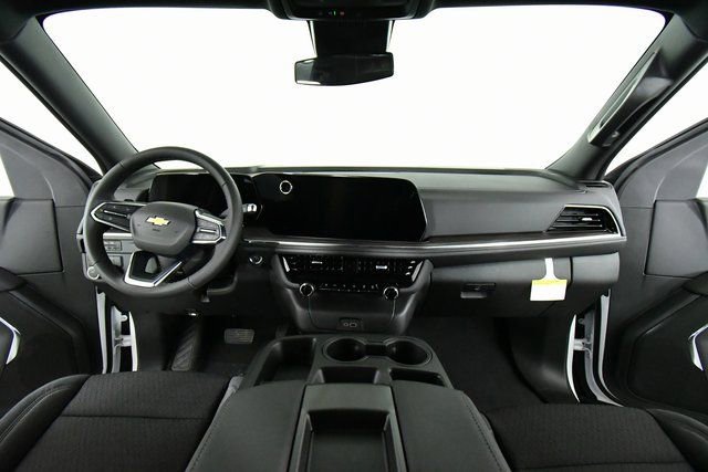 New 2026 Chevrolet Suburban LS AWD/4WD image 18