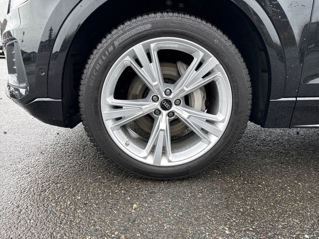 Used 2023 Audi Q8 Premium Plus w/ Premium Plus Package image 44