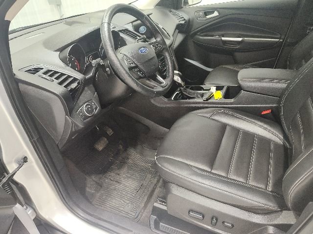Used 2019 Ford Escape SEL image 12