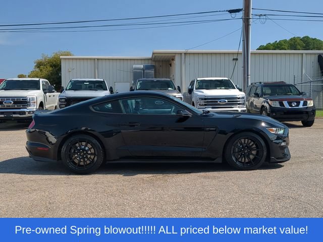 Used 2016 Ford Mustang Shelby GT350 w/ Technology Package RWD image 14