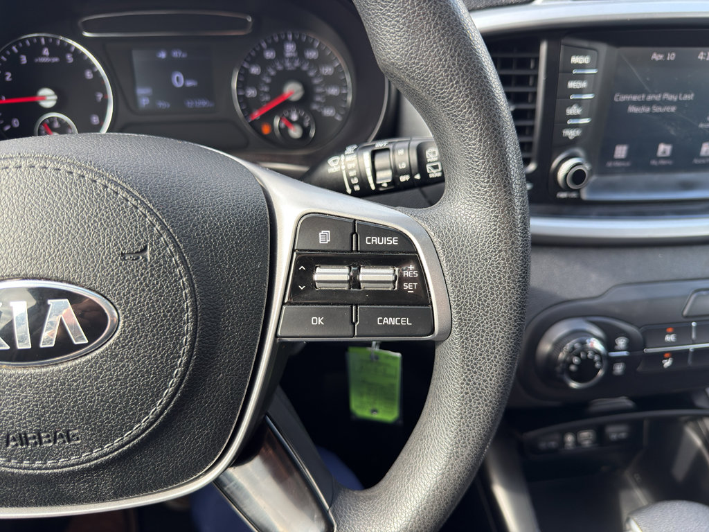 Used 2020 Kia Sorento LX image 16