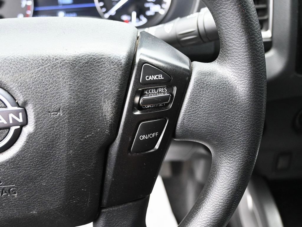 Used 2023 Nissan Frontier SV w/ Tow Package image 17