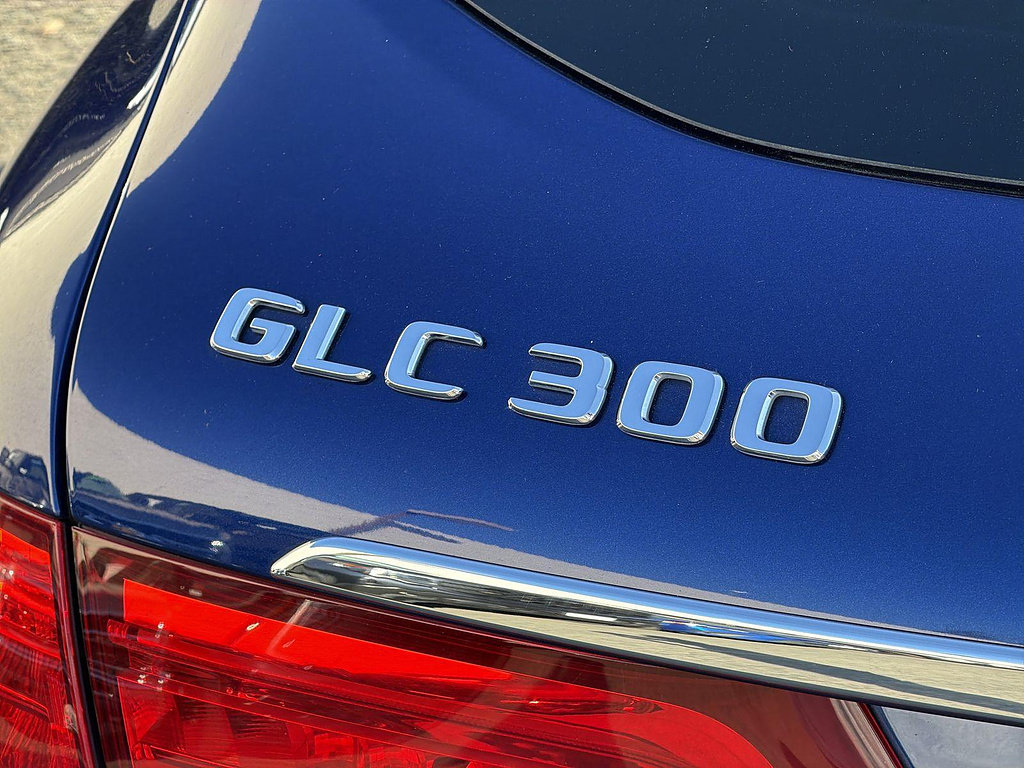 Used 2018 Mercedes-Benz GLC 300 image 31
