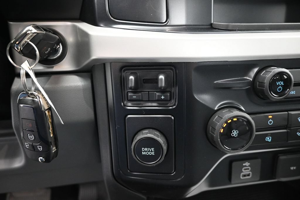 New 2026 Ford F550 2WD Regular Cab Super Duty image 17