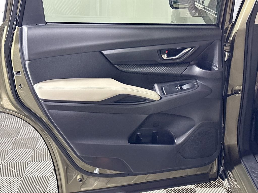 Certified 2023 Subaru Ascent Premium w/ Convenience Package AWD/4WD image 19