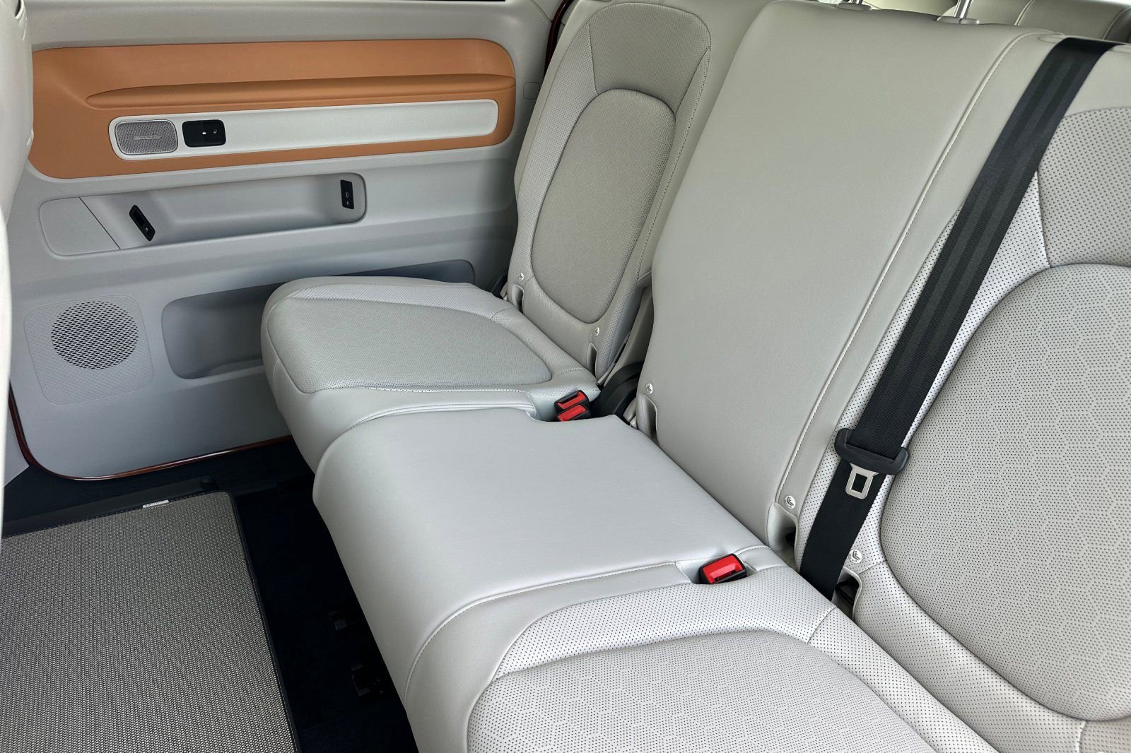 New 2025 Volkswagen ID. Buzz 1st Edition image 10