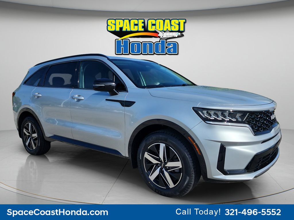 Used 2022 Kia Sorento S FWD image 1