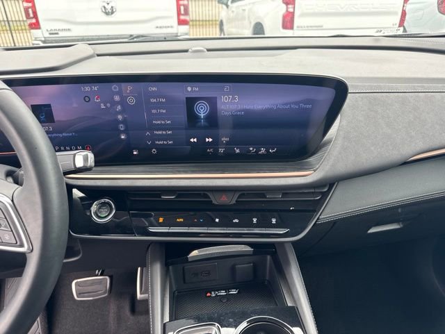Used 2025 Buick Envision Sport Touring AWD/4WD image 10