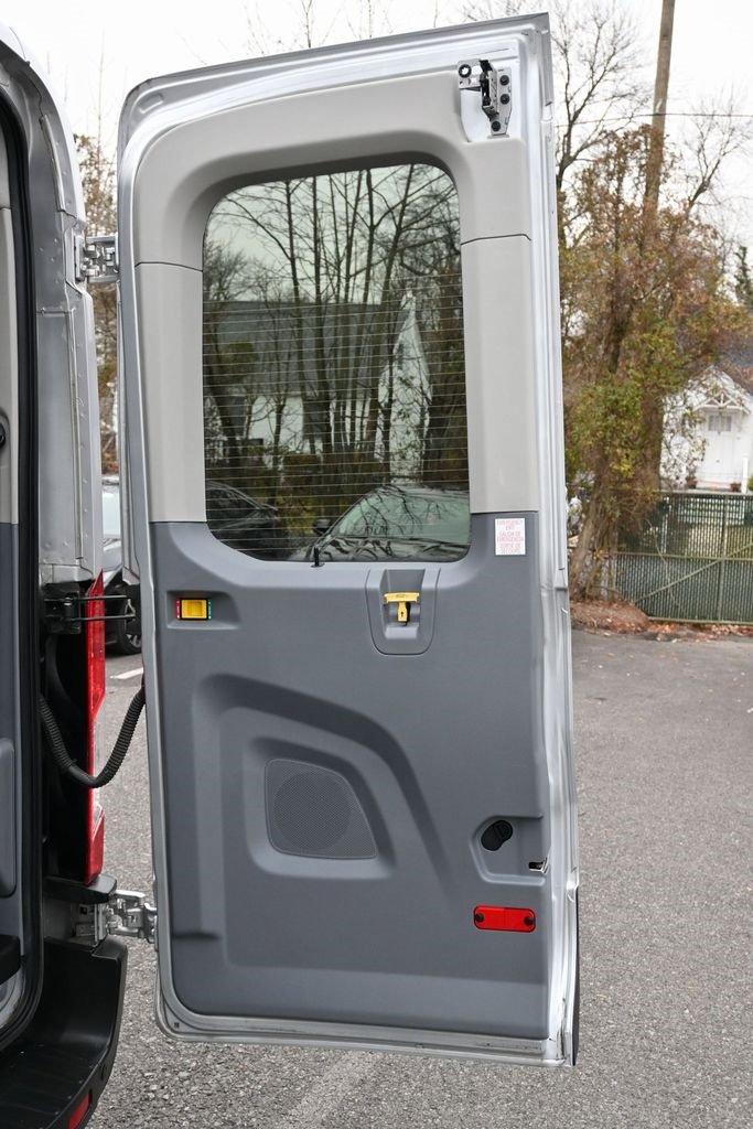Used 2019 Ford Transit 350 XL image 16