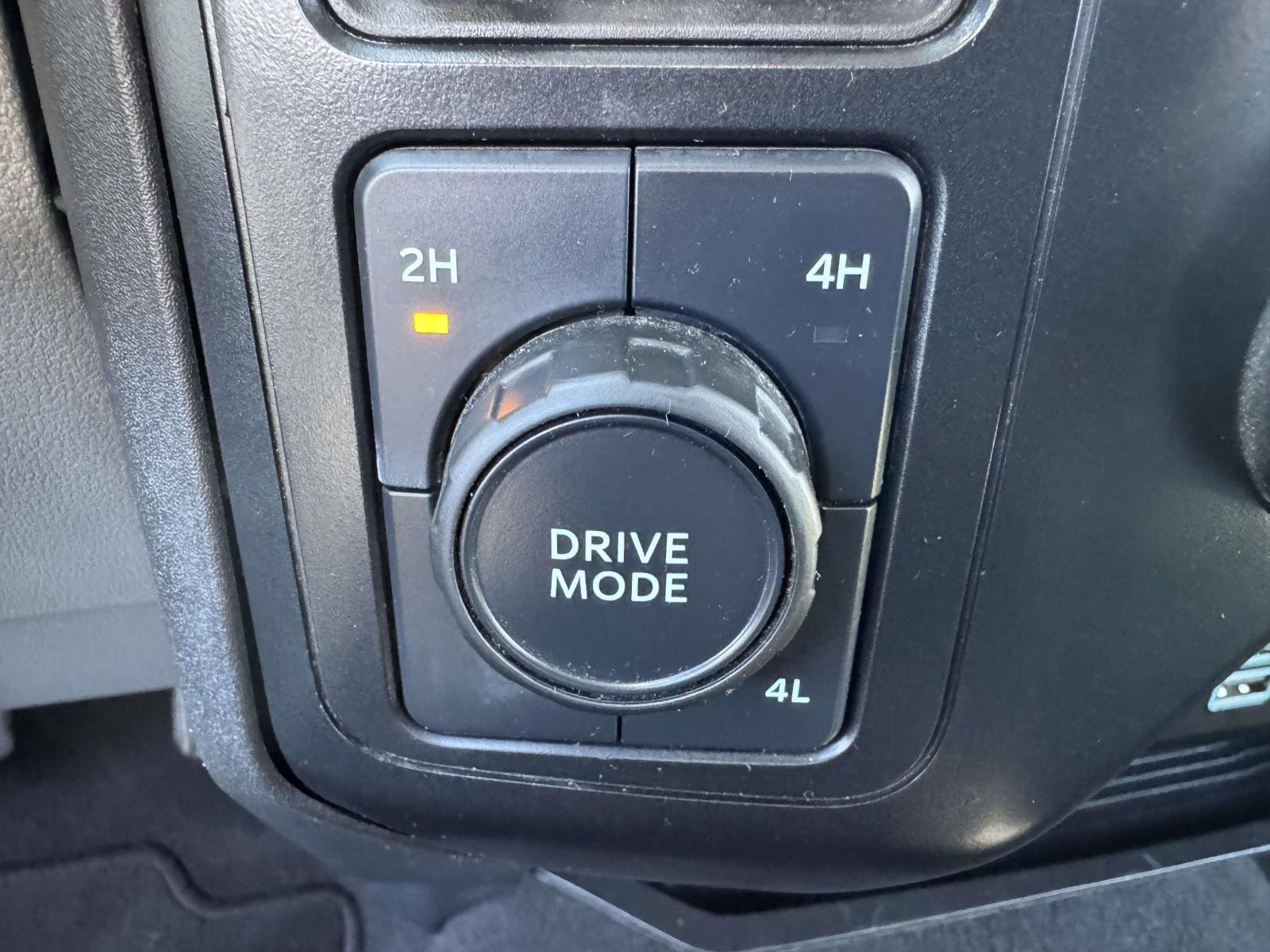 Used 2024 Ford F250 XLT image 31