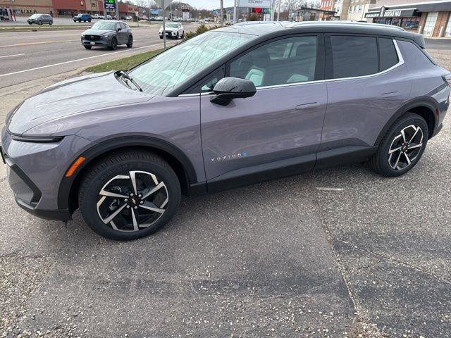 New 2026 Chevrolet Equinox EV LT image 5
