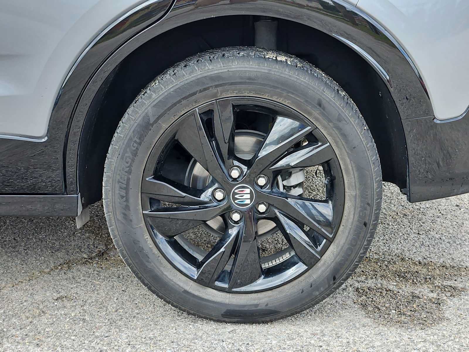 Used 2024 Buick Encore GX Sport Touring AWD/4WD image 13