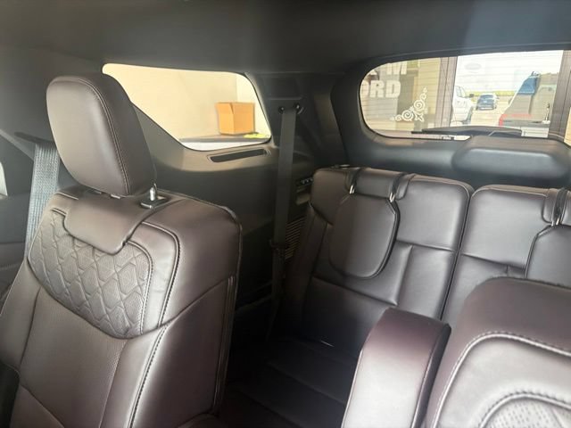 New 2026 Ford Explorer Platinum w/ LUX Leather Package AWD/4WD image 18