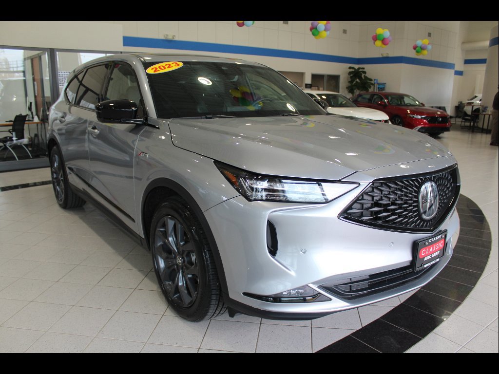 Used 2023 Acura MDX A-Spec image 3