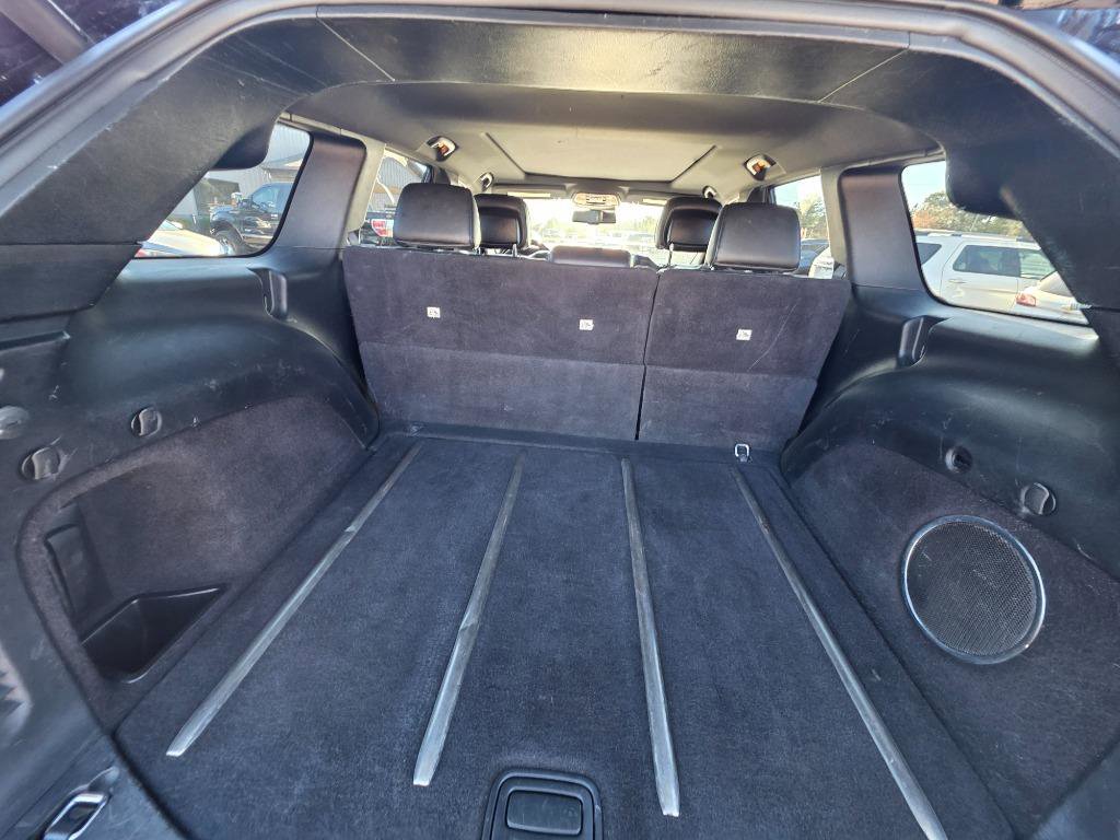 Used 2015 Jeep Grand Cherokee Overland w/ Advanced Technology Group image 13